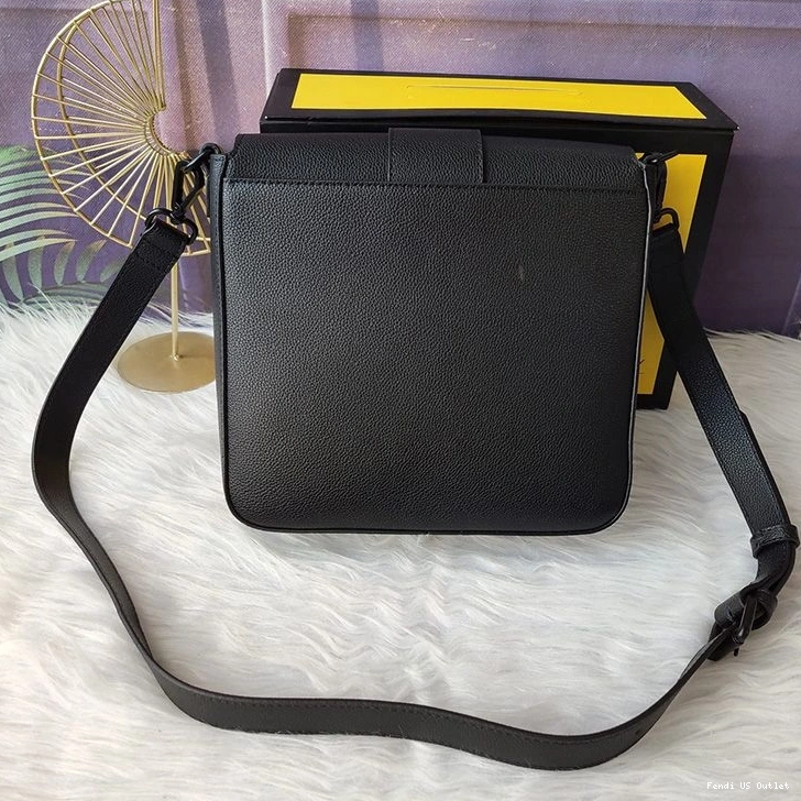 Affordable HOT Baguette In Fendi Romano Black Cuoio Leather Medium Messenger 0801